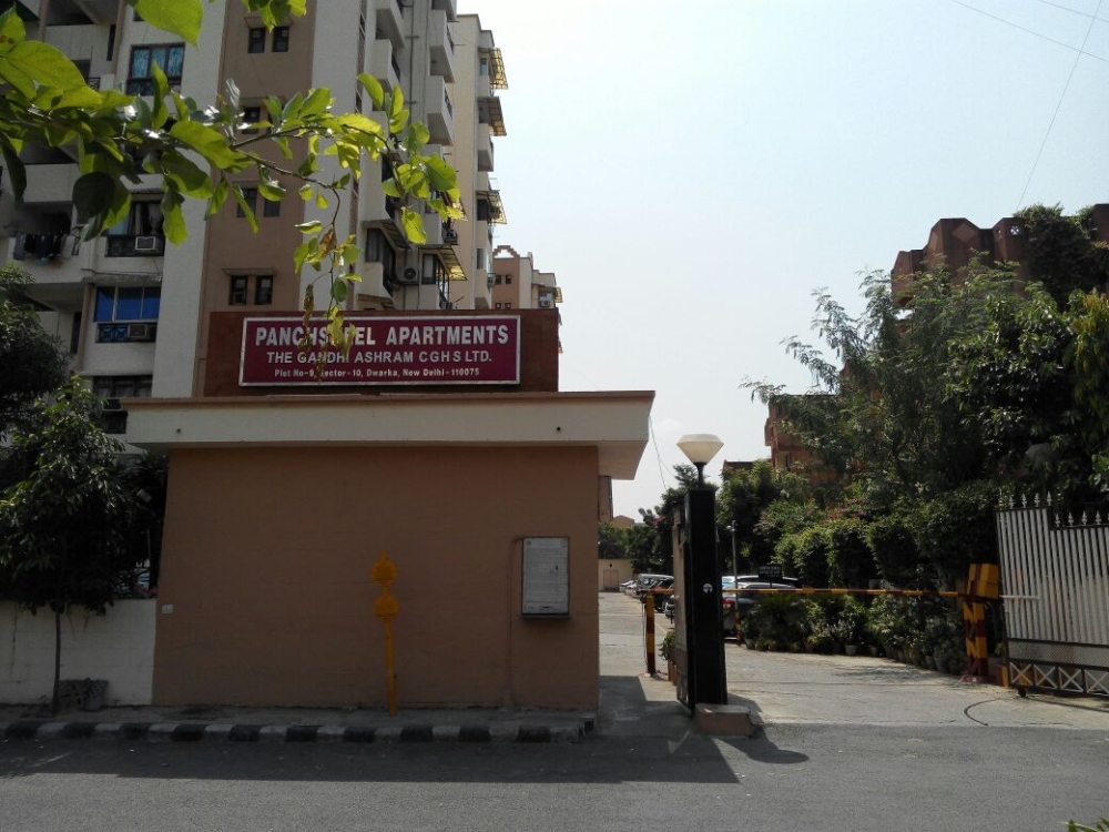 4 bhk flat for sale in Gandhi Ashram Apartment Sector 10 Dwarka, Delhi